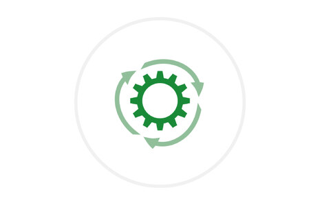 Icon Zahnrad mit Kreispfeilen in grünen Farbtönen auf weißem Hintergrund.